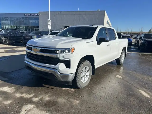 2025 Chevrolet Silverado 1500 LT 5.3L | Heated Seats - Photo 3