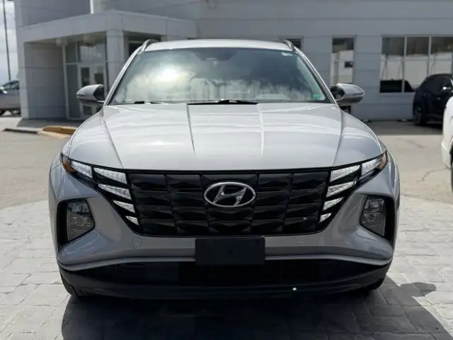 2022 Hyundai Tucson Preferred | No Accidents | BlueLink - Photo 2