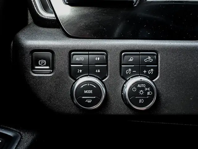 2024 GMC Sierra 1500 Elevation Premium 3.0L Duramax X31 - Photo 21