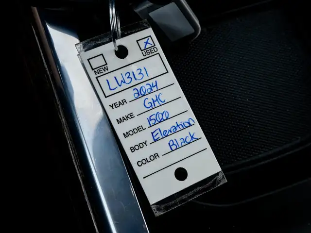 2024 GMC Sierra 1500 Elevation Premium 3.0L Duramax X31 - Photo 33