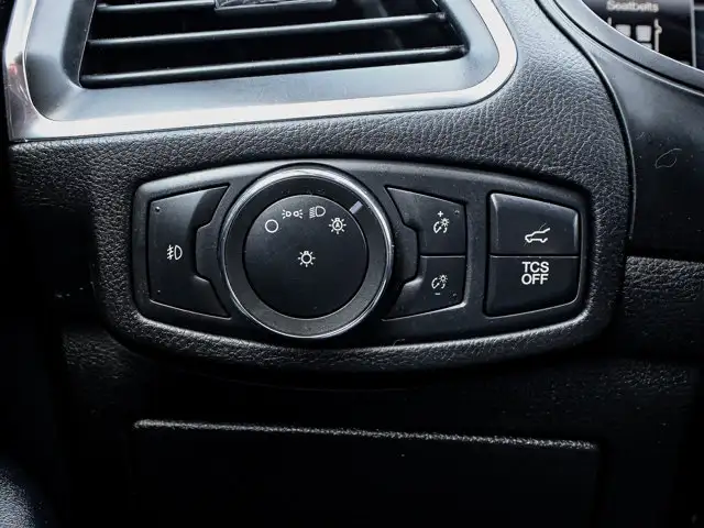 2022 Ford Edge Titanium Elite 301A AWD 2.0L Ecoboost - Photo 22