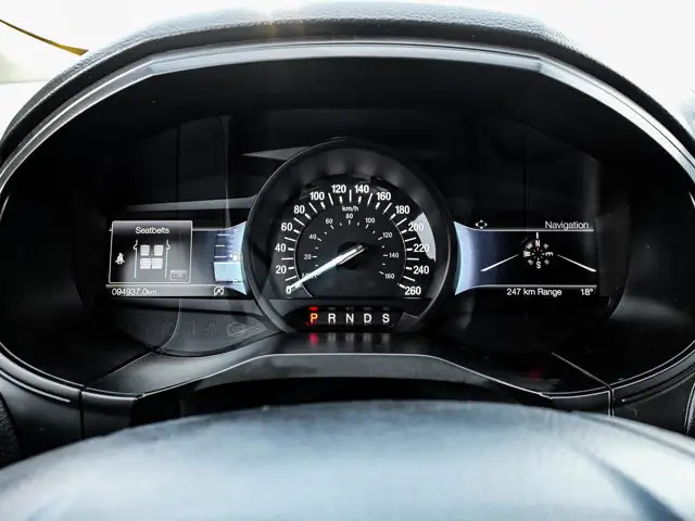 2022 Ford Edge Titanium Elite 301A AWD 2.0L Ecoboost - Photo 25