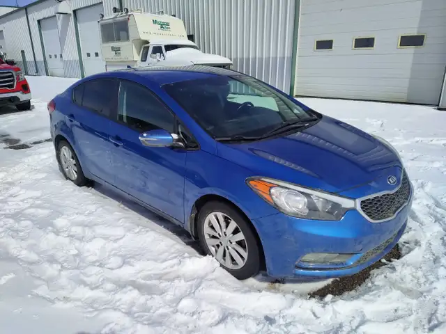 2015 Kia Forte - Photo 2