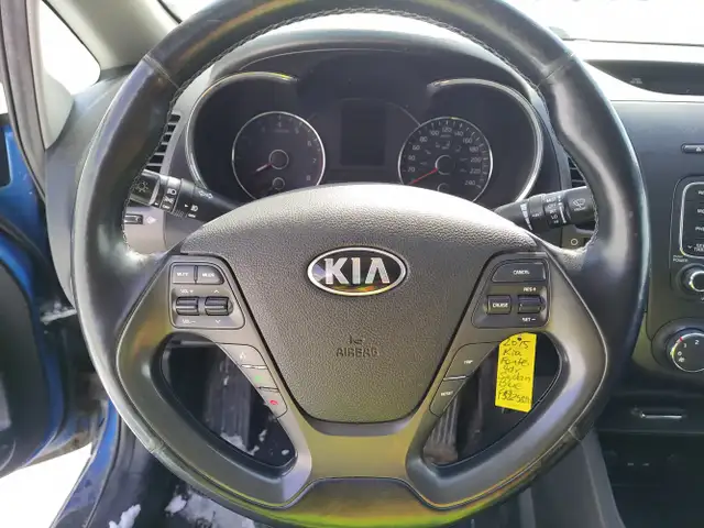 2015 Kia Forte - Photo 18