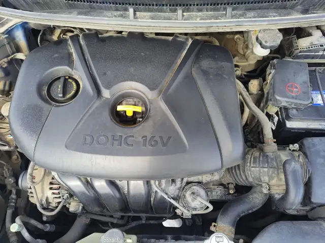 2015 Kia Forte - Photo 25
