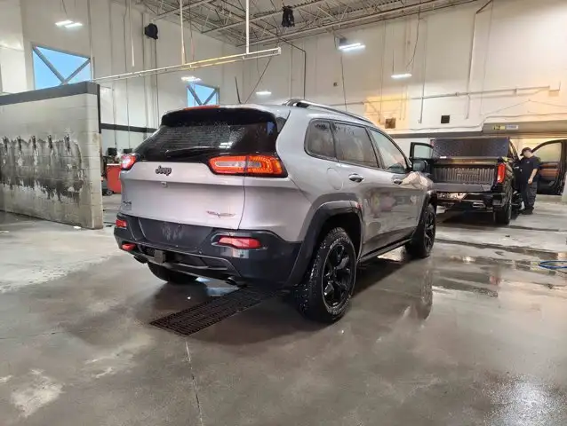 2016 Jeep Cherokee Trailhawk V6 4X4 | | Sunroof - Photo 6