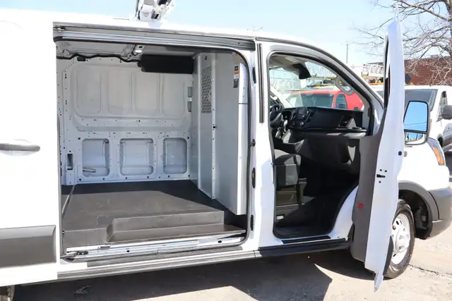 Ford Transit T-150 CARGO / AWD /4X4 / 1 SEUL PROPRIO / GARANTIE - Photo 17