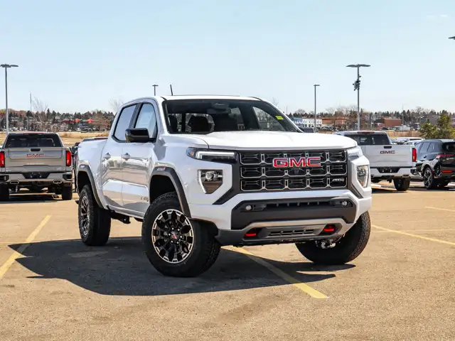 2026 GMC Canyon AT4 - Photo 2