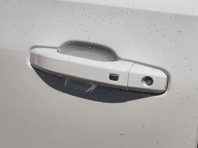2026 GMC Canyon AT4 - Photo 12