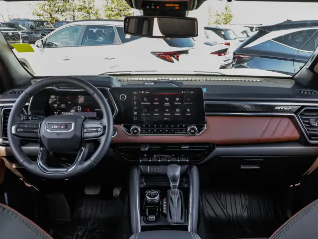 2026 GMC Canyon AT4 - Photo 17