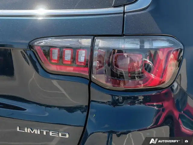 2024 Jeep Compass Limited | 4x4 | Nav - Photo 12