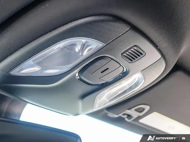 2024 Jeep Compass Limited | 4x4 | Nav - Photo 23