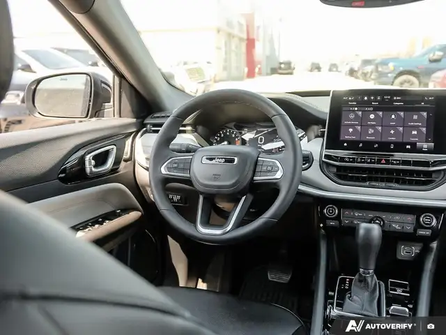 2024 Jeep Compass Limited | 4x4 | Nav - Photo 27