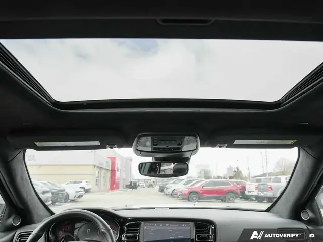 2025 Dodge Durango R/T PLUS | AWD | HEMI | 7PASS | BLKOT | LTHR - Photo 19
