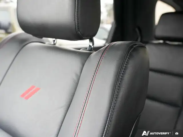 2025 Dodge Durango R/T PLUS | AWD | HEMI | 7PASS | BLKOT | LTHR - Photo 25