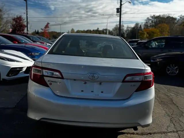 2014 Toyota Camry 4dr Sdn I4 Auto LE - Photo 7