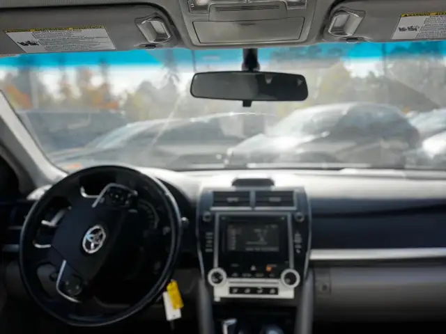 2014 Toyota Camry 4dr Sdn I4 Auto LE - Photo 10