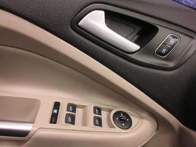 FORD ESCAPE 2018 SE AWD ECOBOOST SIEGES CHAUFFANT CAMERA RECUL 1 - Photo 10