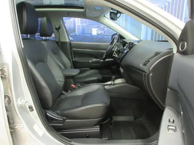 MITSUBISHI RVR 2018 SE LIMITED AWC 2.4L TOIT PANO / CUIR NOIR CH - Photo 10