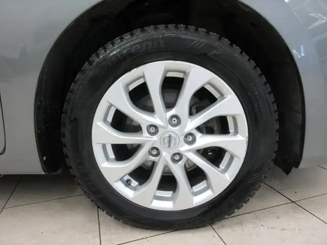 NISSAN SENTRA 2017 SV AUTOMATIQUE  JAMAIS ACCIDENTE  114 900 - Photo 6