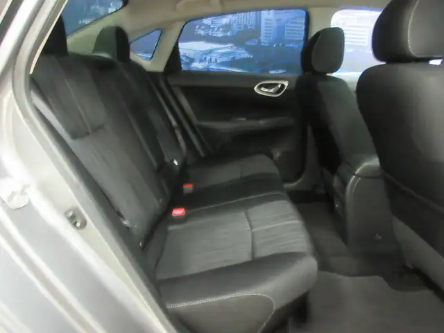 NISSAN SENTRA 2017 SV AUTOMATIQUE  JAMAIS ACCIDENTE  114 900 - Photo 13