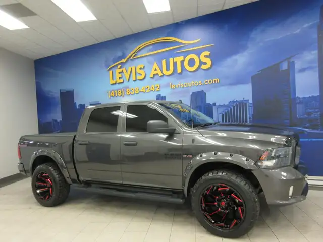 RAM 1500 CLASSIC 2021 EXPRESS NIGHT EDITION V-8 5.7 HEMI 4X4 CUI - Photo 2