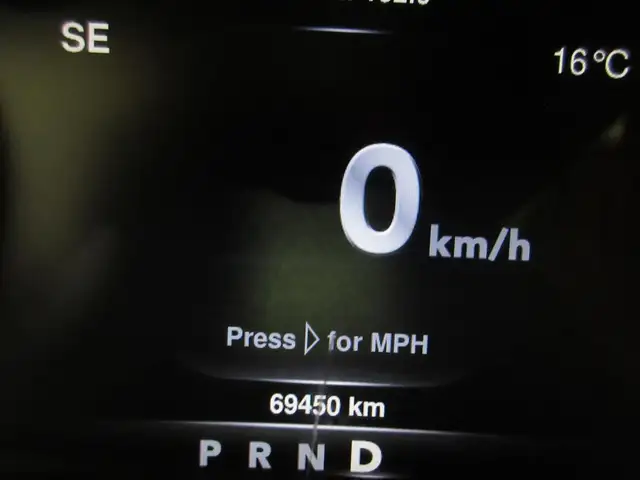 RAM 1500 CLASSIC 2021 EXPRESS NIGHT EDITION V-8 5.7 HEMI 4X4 CUI - Photo 8