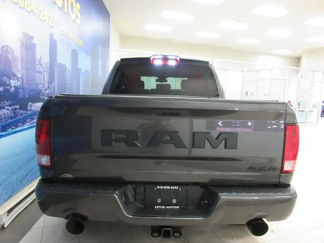 RAM 1500 CLASSIC 2021 EXPRESS NIGHT EDITION V-8 5.7 HEMI 4X4 CUI - Photo 28