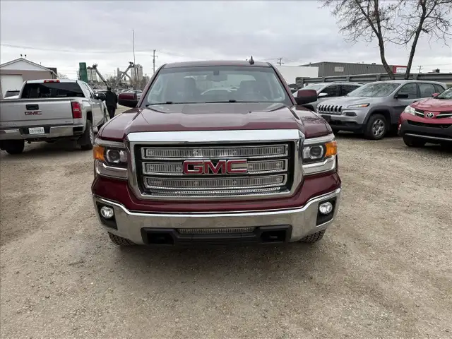 2015 GMC Sierra 1500 SLE Crew Cab Short Box 4WD - Photo 2