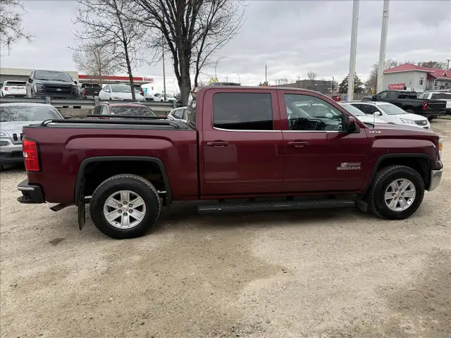 2015 GMC Sierra 1500 SLE Crew Cab Short Box 4WD - Photo 3