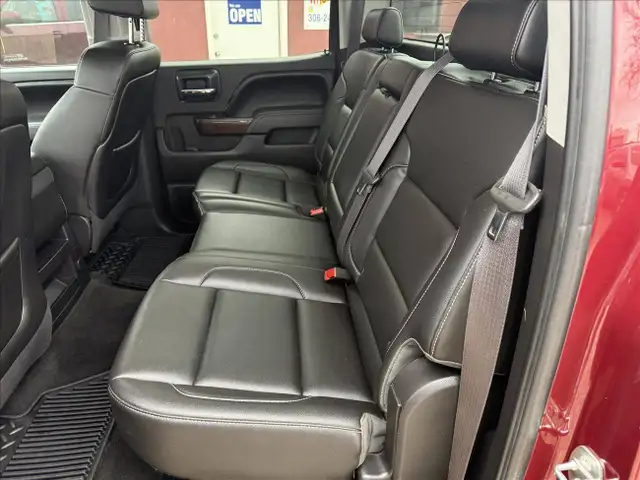 2015 GMC Sierra 1500 SLE Crew Cab Short Box 4WD - Photo 8