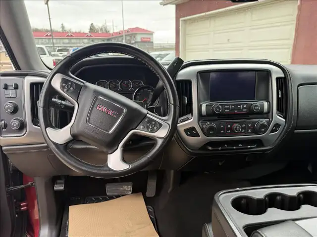 2015 GMC Sierra 1500 SLE Crew Cab Short Box 4WD - Photo 9