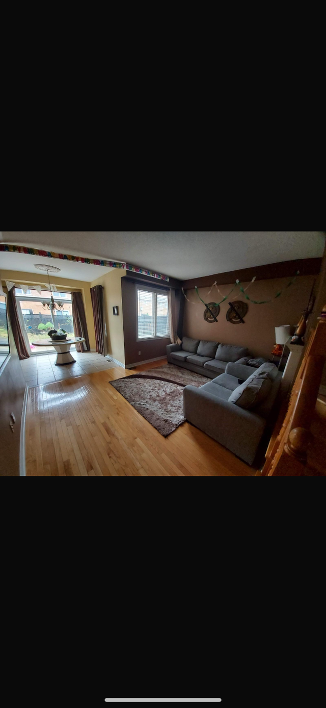 House for Rent in Brampton near Hwy 50 & Cottrelle blvd - Photo 2
