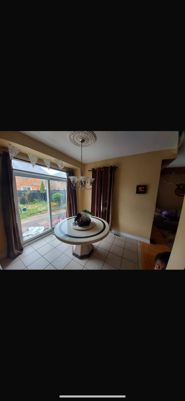 House for Rent in Brampton near Hwy 50 & Cottrelle blvd - Photo 5