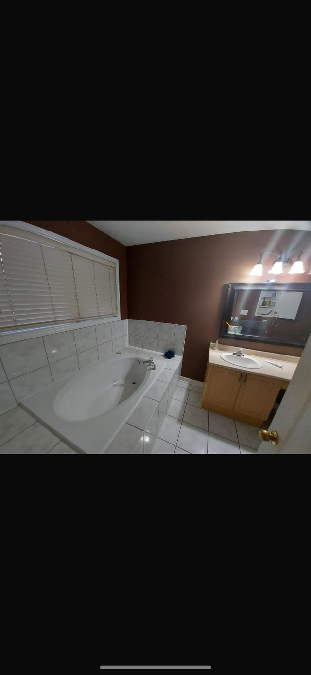 House for Rent in Brampton near Hwy 50 & Cottrelle blvd - Photo 8