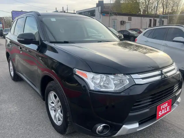 2015 Mitsubishi Outlander 7 SEATS- 4WD- HEATED SEATS