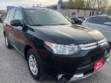 2015 Mitsubishi Outlander 7 SEATS- 4WD- HEATED SEATS