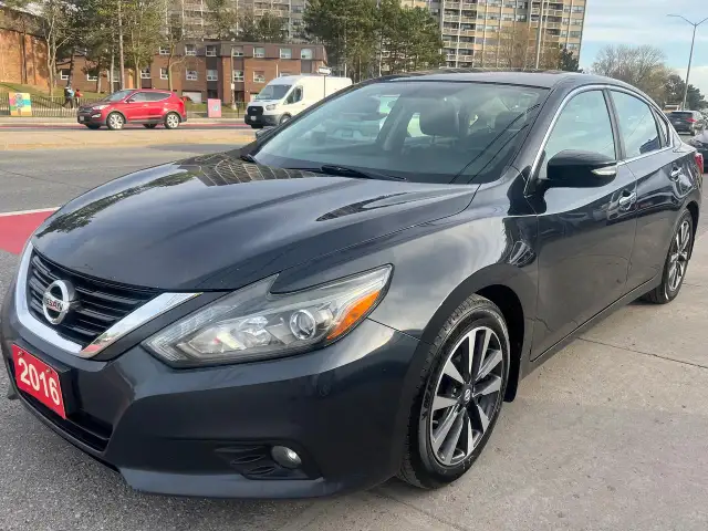 2016 Nissan Altima LEATHER-BACK CAM- NAV-SUNROOF & MORE! - Photo 3