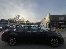 2016 Nissan Altima LEATHER-BACK CAM- NAV-SUNROOF & MORE! - Photo 8