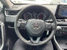 2021 Toyota RAV4 LE FWD - Photo 11