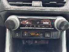 2021 Toyota RAV4 LE FWD - Photo 18