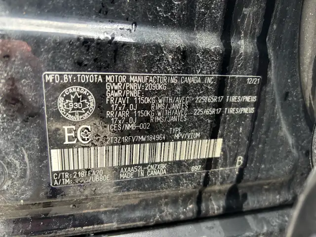 2021 Toyota RAV4 LE FWD - Photo 29