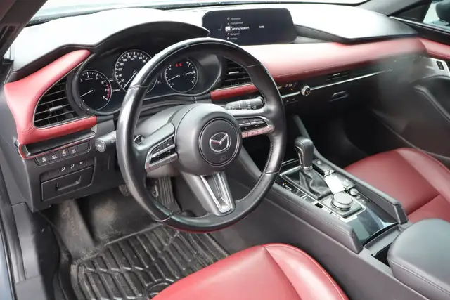 2023 Mazda MAZDA3 - Photo 9