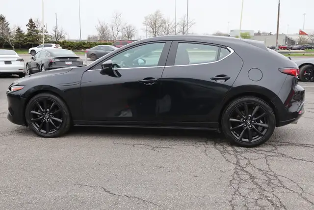 2024 Mazda MAZDA3 - Photo 4