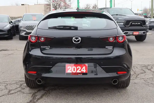 2024 Mazda MAZDA3 - Photo 6