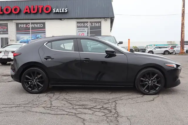 2024 Mazda MAZDA3 - Photo 8