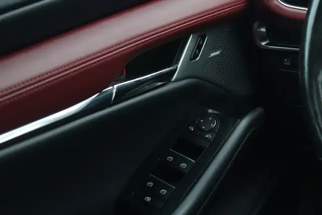 2024 Mazda MAZDA3 - Photo 16