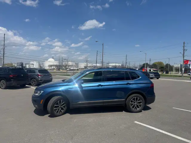 2019 Volkswagen Tiguan COMFORTLINE AWD LEATHER PAN/ROOF B/SPOT C - Photo 4