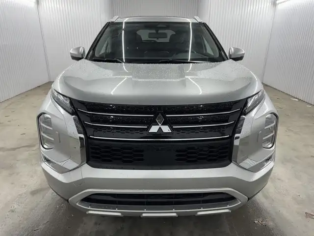 Mitsubishi Outlander Le S-Awc 7 Passagers 2023 a vendre - Photo 4