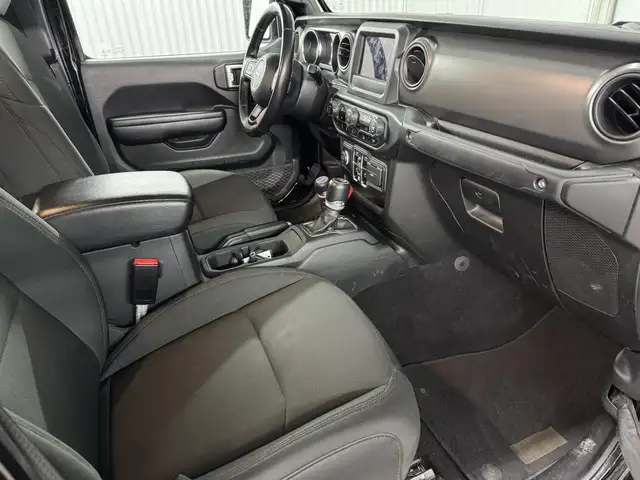 Jeep Gladiator Sport S 4x4 2021 à vendre - Photo 19